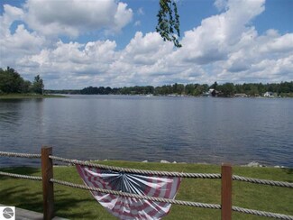 378 Ranger Point Rd, Hale, MI 48739