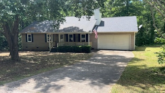 1751 Bridle Ln, Macon, GA 31220
