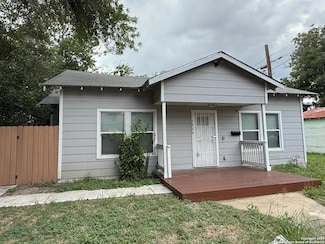 1315 S Olive St, San Antonio, TX 78210