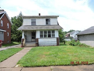 2214 Birch St, Youngstown, OH 44507