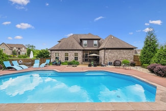 915 Harrisburg Ln, Mount Juliet, TN 37122