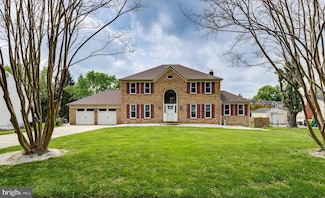 10189 Maxine St, Ellicott City, MD 21042