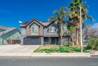 2218 W Julia Way, Hanford, CA 93230