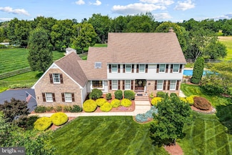 103 Fox Chase Ct, Southampton, NJ 08088