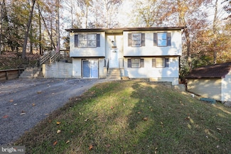 12504 Algonquin Trail, Lusby, MD 20657