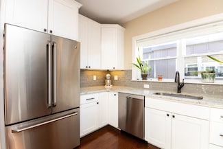 89 Brookley Rd Unit 3, Jamaica Plain, MA 02130