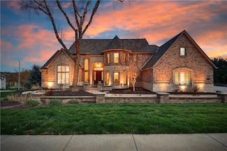 4319 N Mulberry Dr, Kansas City, MO 64116