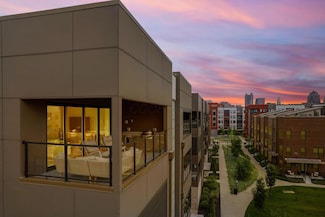 719 Civitas Ave Unit 401, Columbus, OH 43215