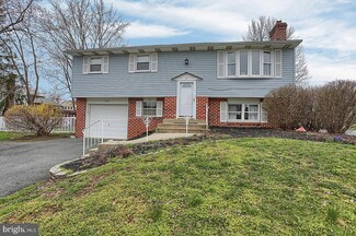 5035 Painted Sky Rd, Reading, PA 19606