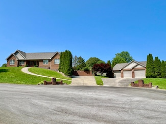 151 Surrounding Hills Dr, Somerset, KY 42503