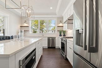 10 Malden St Unit 10, Natick, MA 01760