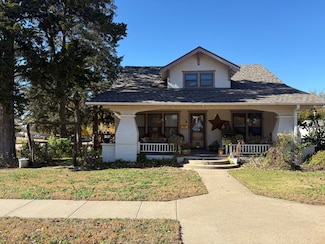401 N Walnut St, Medicine Lodge, KS 67104