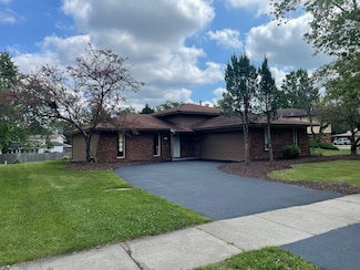 22525 Riverside Dr, Richton Park, IL 60471