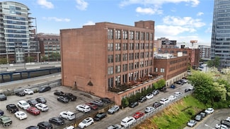 1133 W 9th St Unit 317, Cleveland, OH 44113