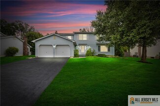 11 Junction Pond Ln, Monmouth Junction, NJ 08852