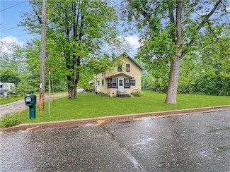 711 Cleveland Ave W, Ladysmith, WI 54848