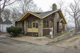 216 Ingleside Terrace, Kalamazoo, MI 49006