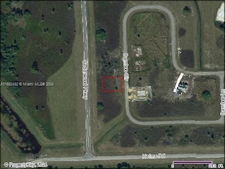 9043 Bamboo Cir, Port Labelle, FL 33935