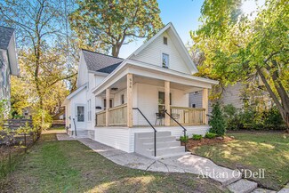 936 Prospect Ave NE, Grand Rapids, MI 49503