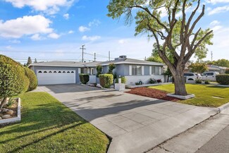 917 E Lyndale Dr, Tulare, CA 93274