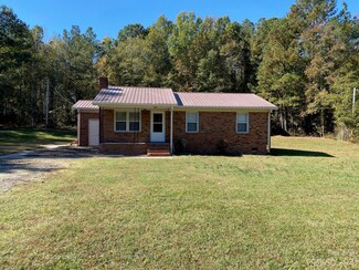 1318 Capel Dairy Rd, Wadesboro, NC 28170