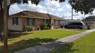 2101 Livaccari Dr, Violet, LA 70092