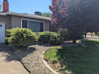 2891 Shasta View Dr, Redding, CA 96002