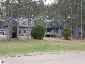 6311 Bellows Lake Rd, Lake Ann, MI 49650