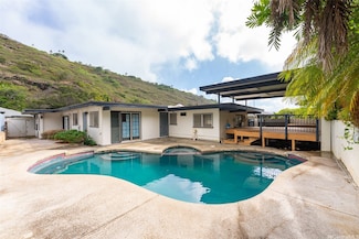5270 Kilauea Ave, Honolulu, HI 96816