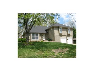 712 W Santa fe Trail, Kansas City, MO 64145