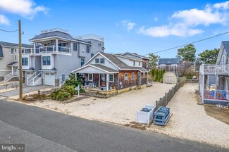 36 N 11th St, Surf City, NJ 08008