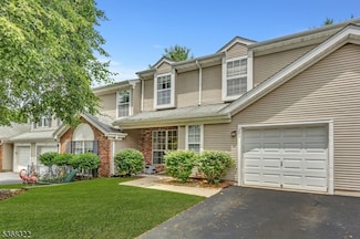 209 Learnington Way, Somerset, NJ 08873