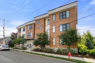 68 Los Angeles St Unit 306, Newton, MA 02458