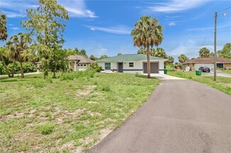 981 11th St SW, Naples, FL 34117