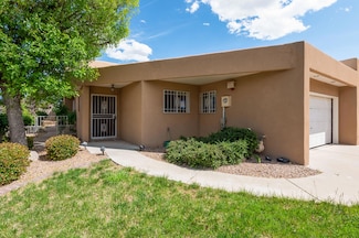 6432 Truchas Dr NE, Albuquerque, NM 87109