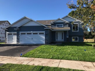 8160 Wood Duck Way, East Gull Lake, MN 56401