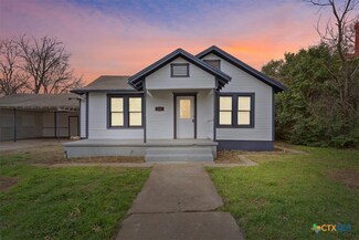 405 S Monroe St, Mc Gregor, TX 76657