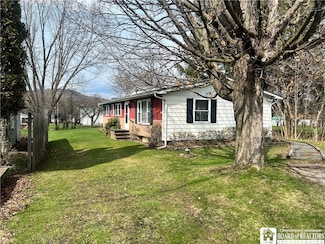 3280 Proctor Rd, Wellsville, NY 14895