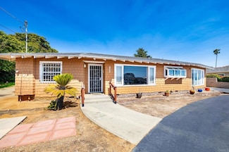 3958 Skyline Rd, Carlsbad, CA 92008