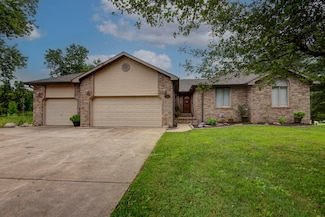 2500 S 14th Ave, Ozark, MO 65721