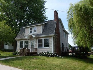 129 W Estey St, Shullsburg, WI 53586