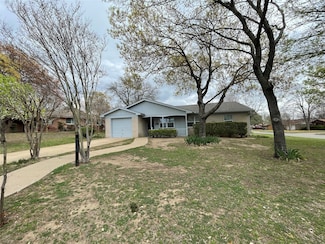4009 Westerly Rd, Benbrook, TX 76116