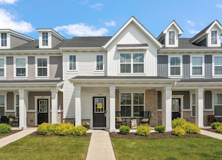 11893 Rhode Island St, Crown Point, IN 46307