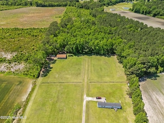 144 & 145 Pender Ln, Richlands, NC 28574