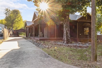 315 College Ave, Poteau, OK 74953