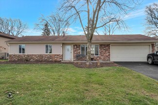 2351 Leeward Ln, Hanover Park, IL 60133
