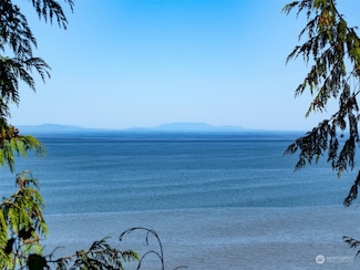 9999 S Breakerpoint Place, Port Angeles, WA 98363