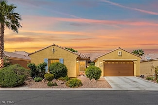 7252 Royal Melbourne Dr, Las Vegas, NV 89131