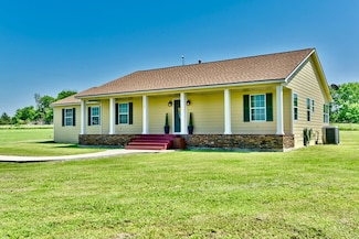 13339 Brice Ln, Burton, TX 77835