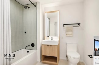 11 Ocean Pkwy Unit 1023, Windsor Terrace, NY 11218